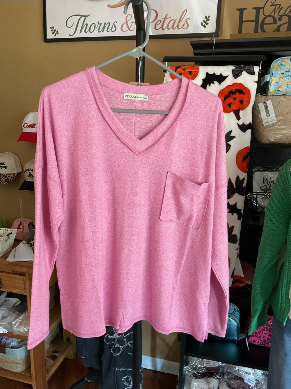 Zenana SOFT MELANGE HACCI EXPOSED SEAM HI-LOW TEE